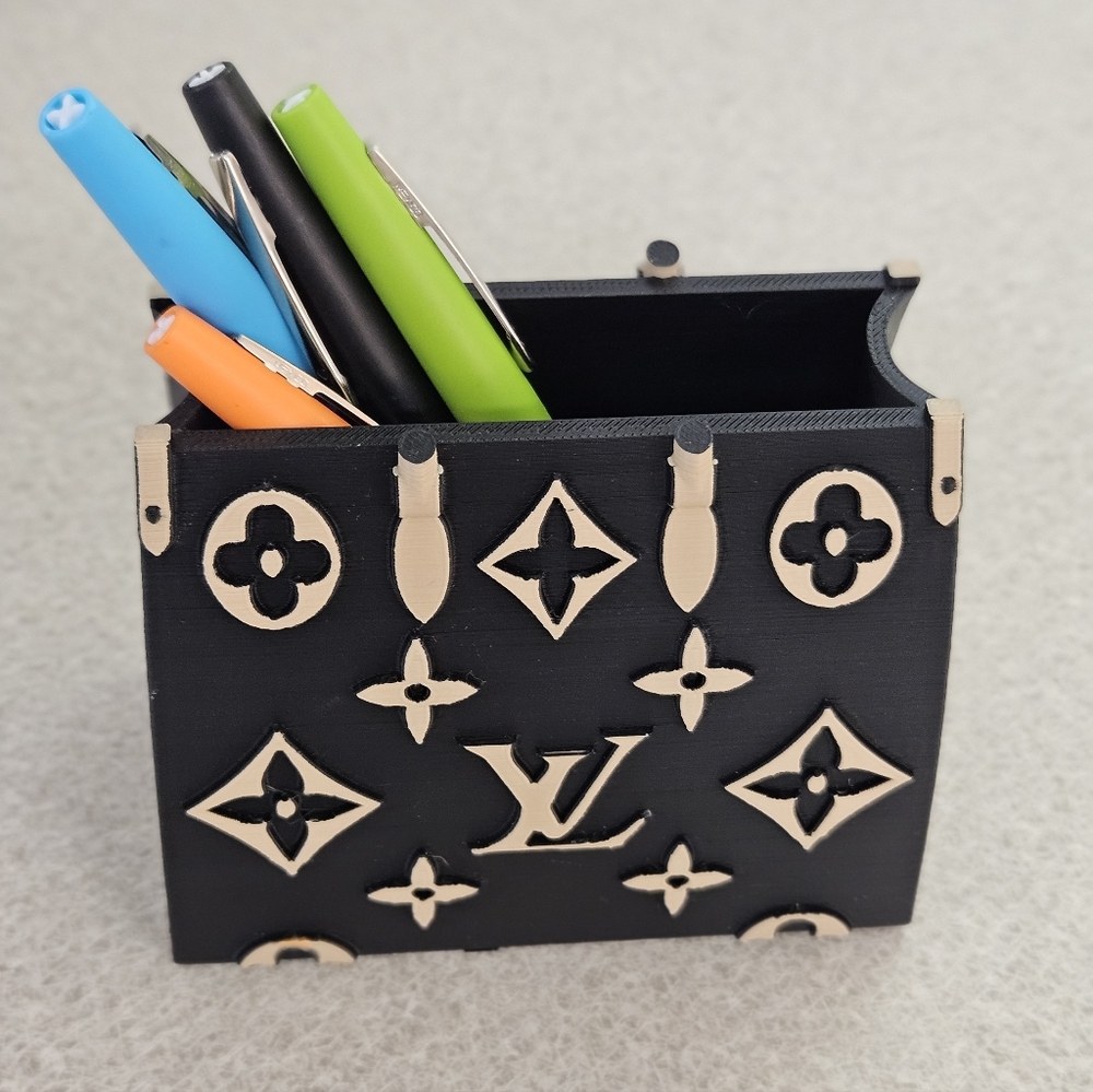 Luxury-Inspired Black and Tan Desk Organizer Pen Holder NEW